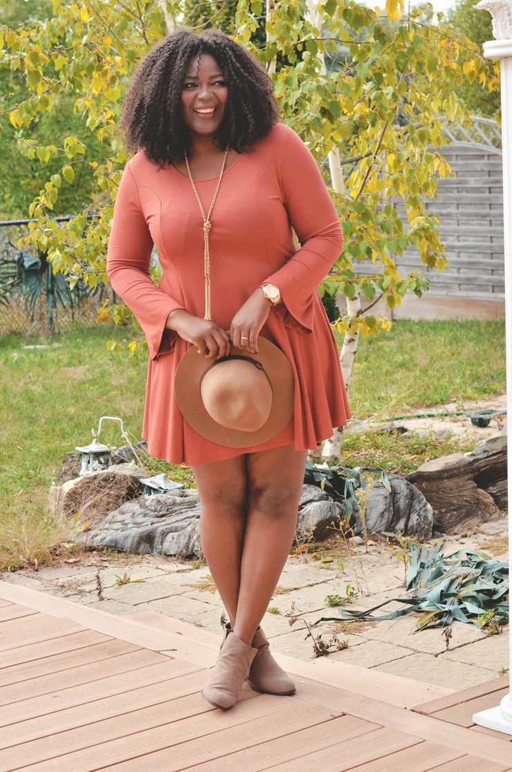 Fall outfit idea- plus size flare sleeve dress- My curves and curls