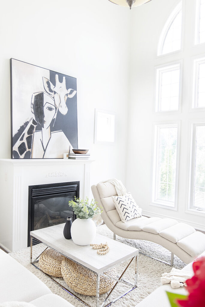 How to Decorate a Neutral Living Room
