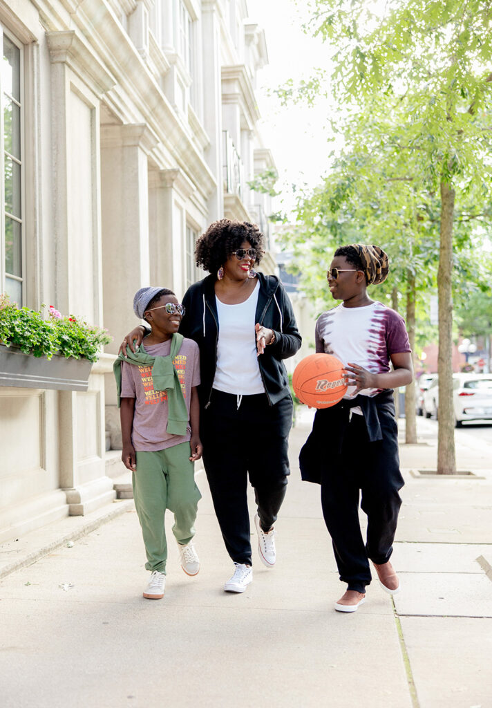 Black family wearing old navy kids and plus size- mycurvesandcurls.com