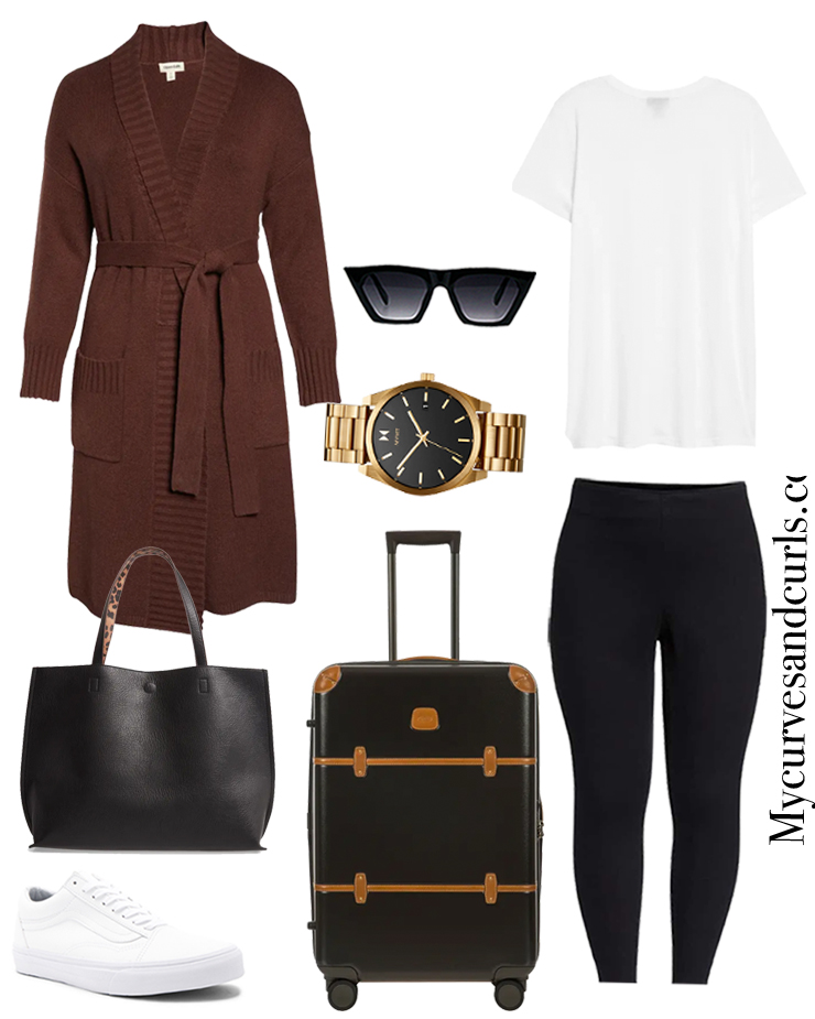 Travel Looks with Flared Leggings for the Curvy Girl - Best
